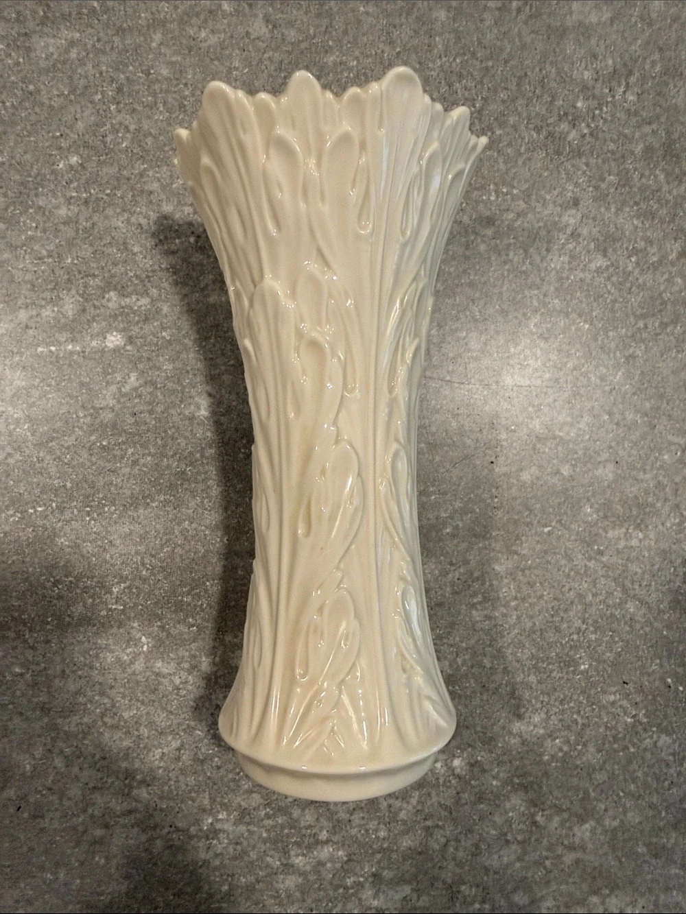 Vintage Lenox Woodland Collection Vase in Cream
